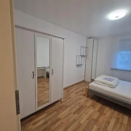 Single In Einer Wg Mit Gemeinsamer Kueche, Badezimmer Und Toilette * نورنبيرغ